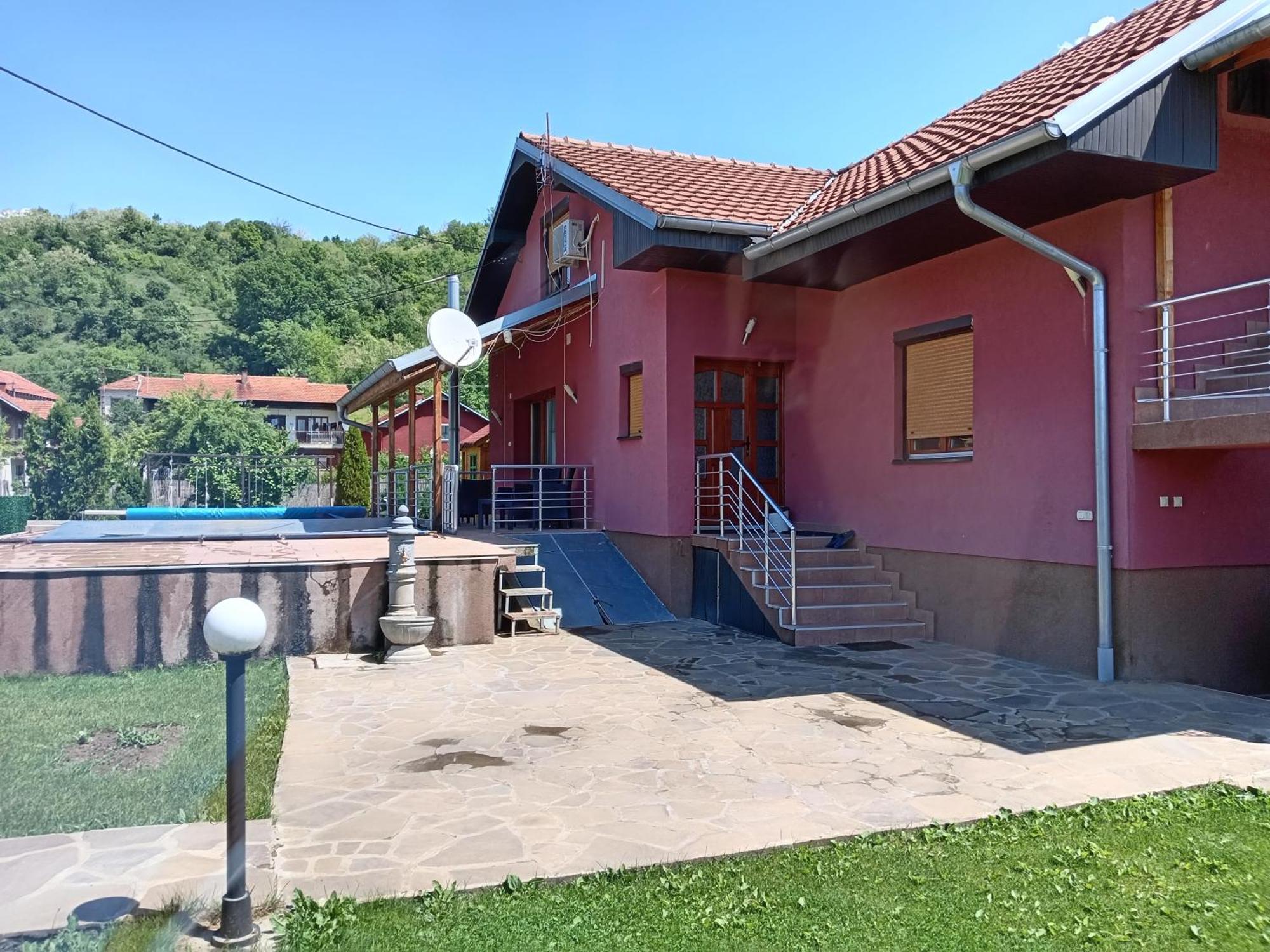 Vila Viktori Pirot Exterior photo